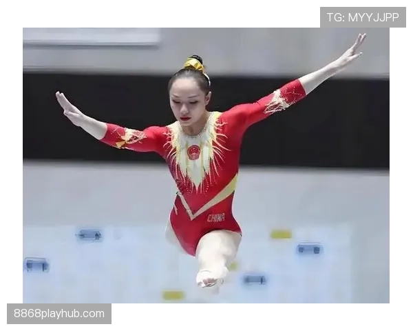 卢玉菲训练完直接啃鸡腿？这反差谁绷得住